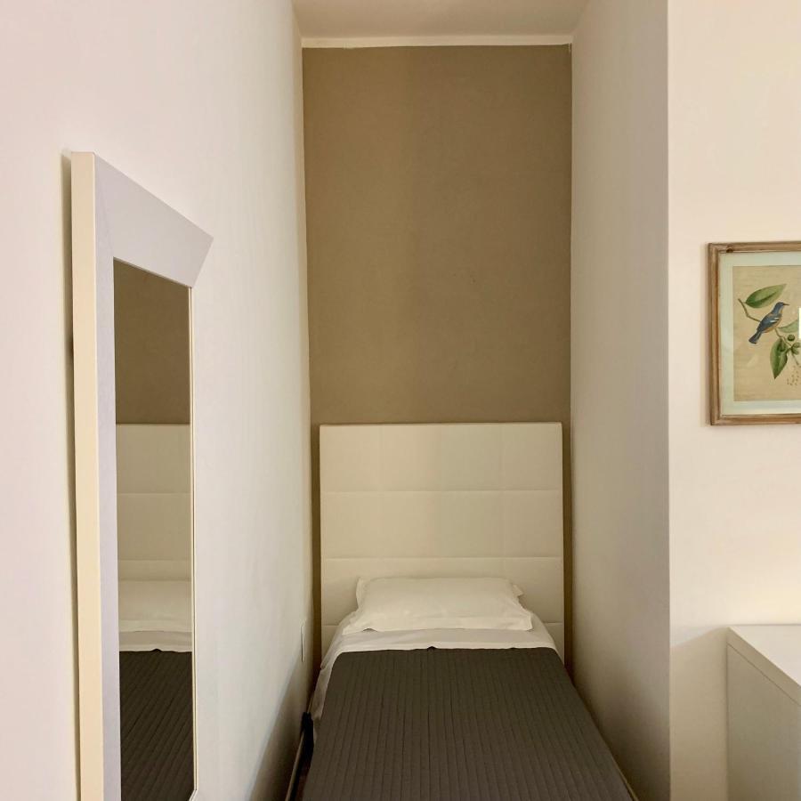 Aquarama Rooms & Apartments Torre Squillace Екстер'єр фото